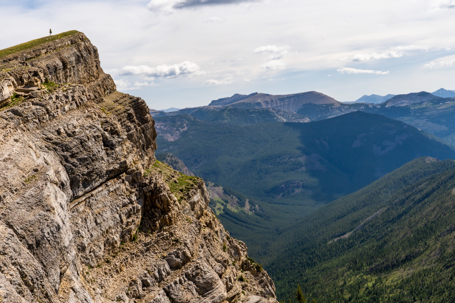 How to Hike the Top of the Chinese Wall in the Bob Marshall Wilderness -  Two Fish Traveling